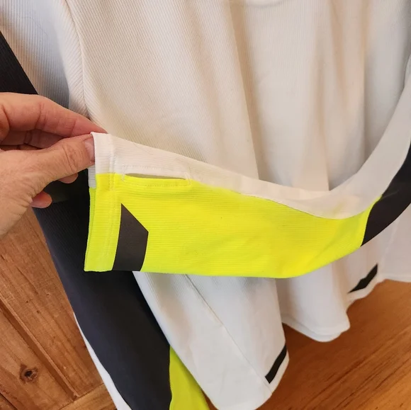 Brooks Long Sleeve running top - Picture 3 of 4